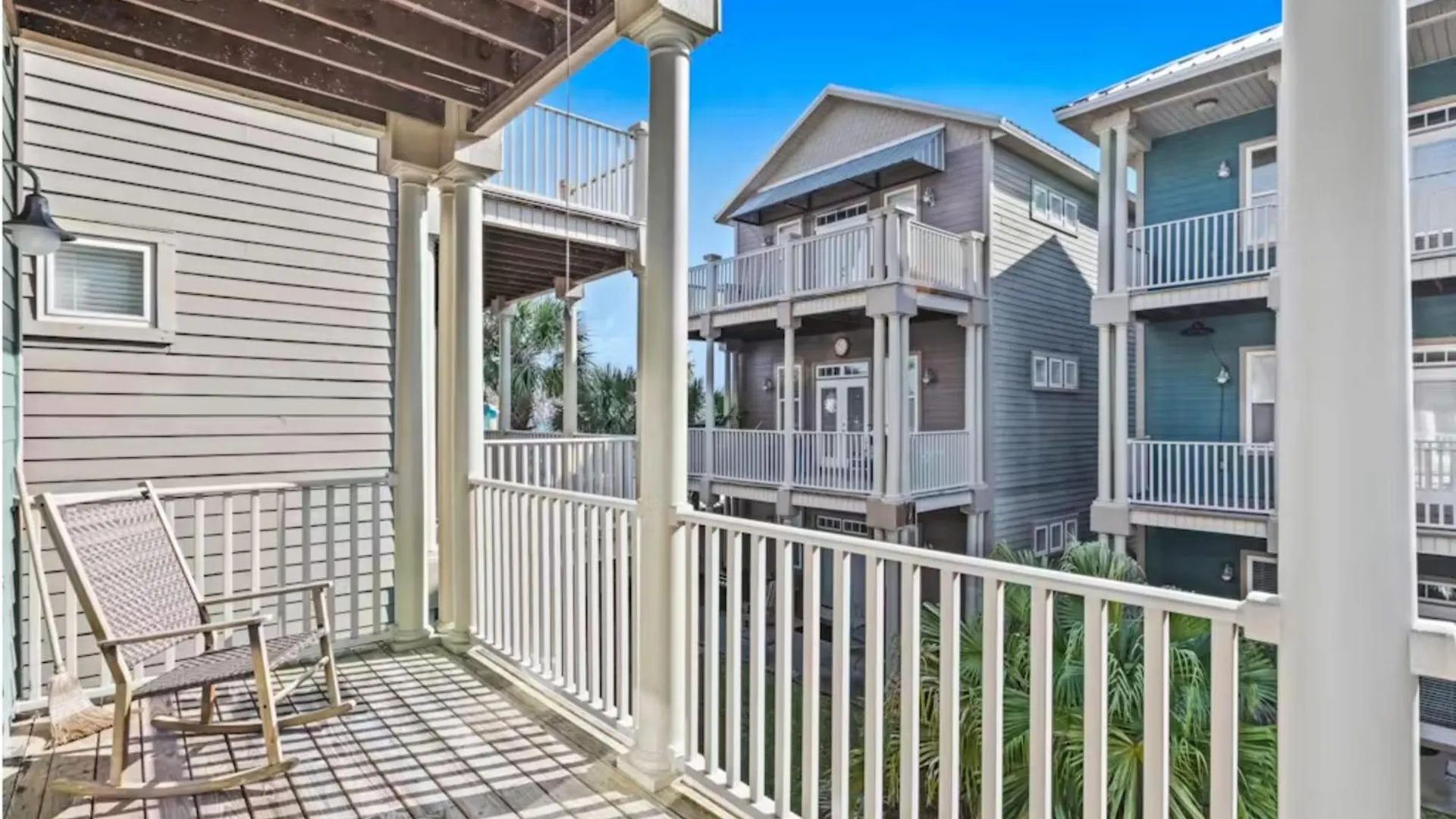Serenity By The Sea! 4Br Retreat, Sleeps 12, Walk To Beach Panama City Beach