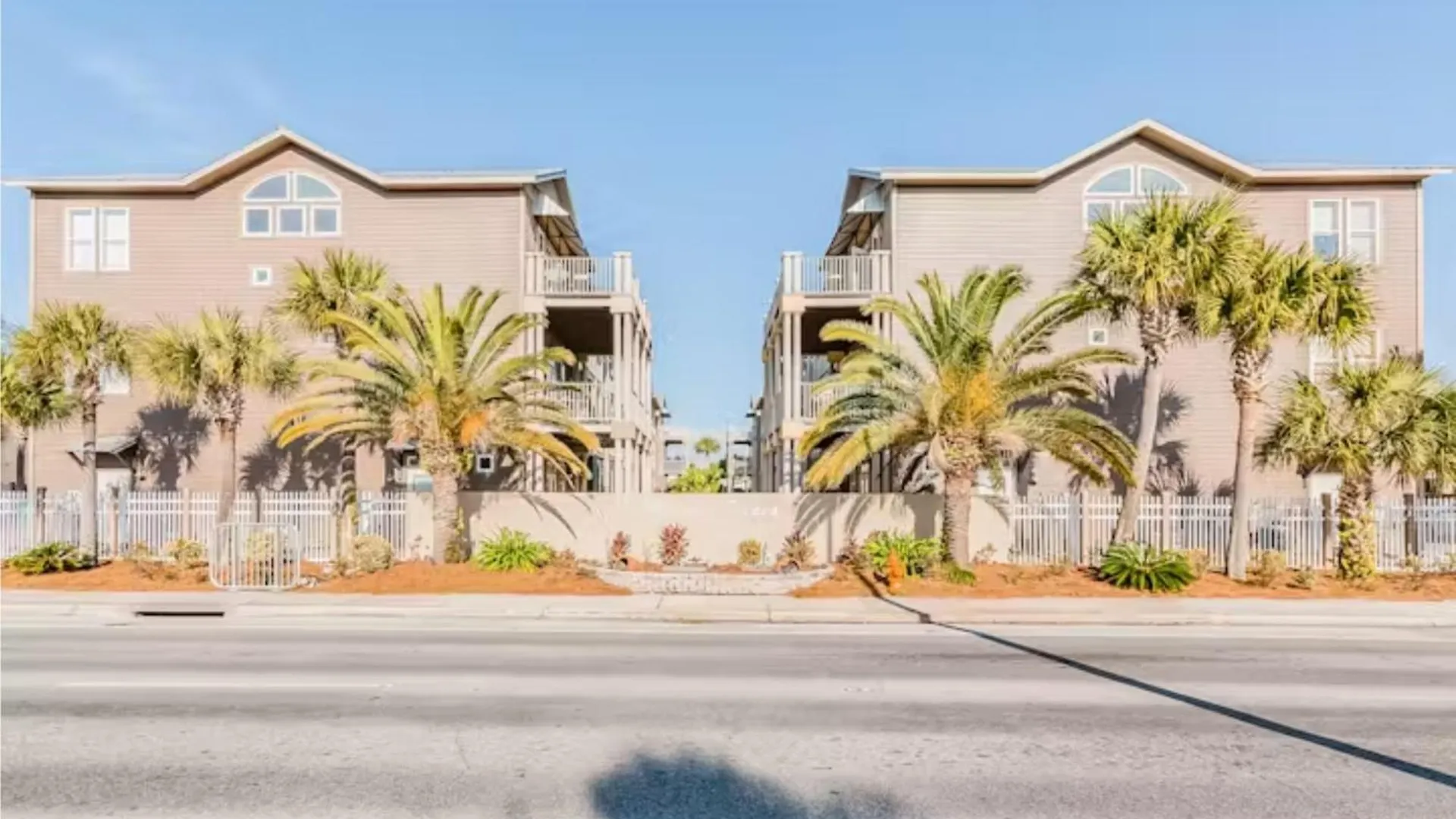 Semesterbostad Serenity By The Sea! 4Br Retreat, Sleeps 12, Walk To Beach Panama City Beach